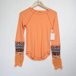 FREE PEOPLE In The Mix Waffle Knit Thermal Top Medium Crochet Cuff Desert Orange